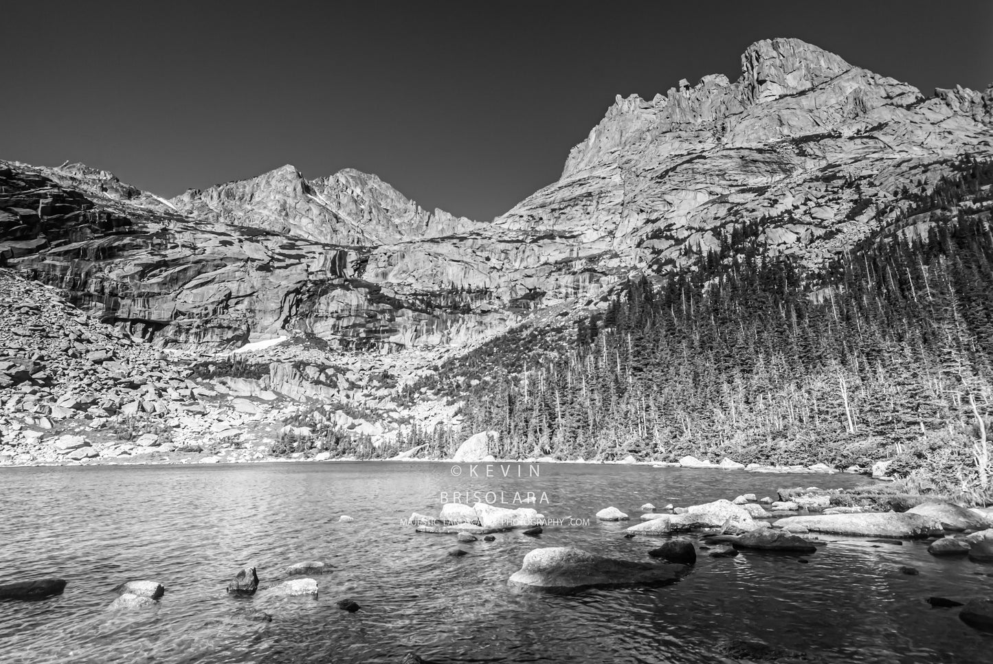 MAJESTIC AND INSPIRING MOUNTAINS FROM BLACK LAKE