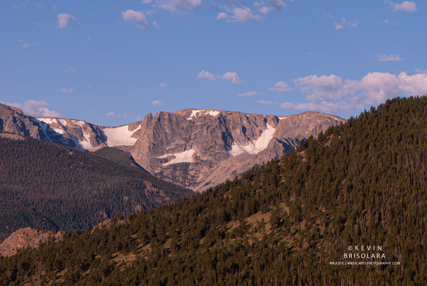 MAJESTIC NOTCHTOP MOUNTAIN